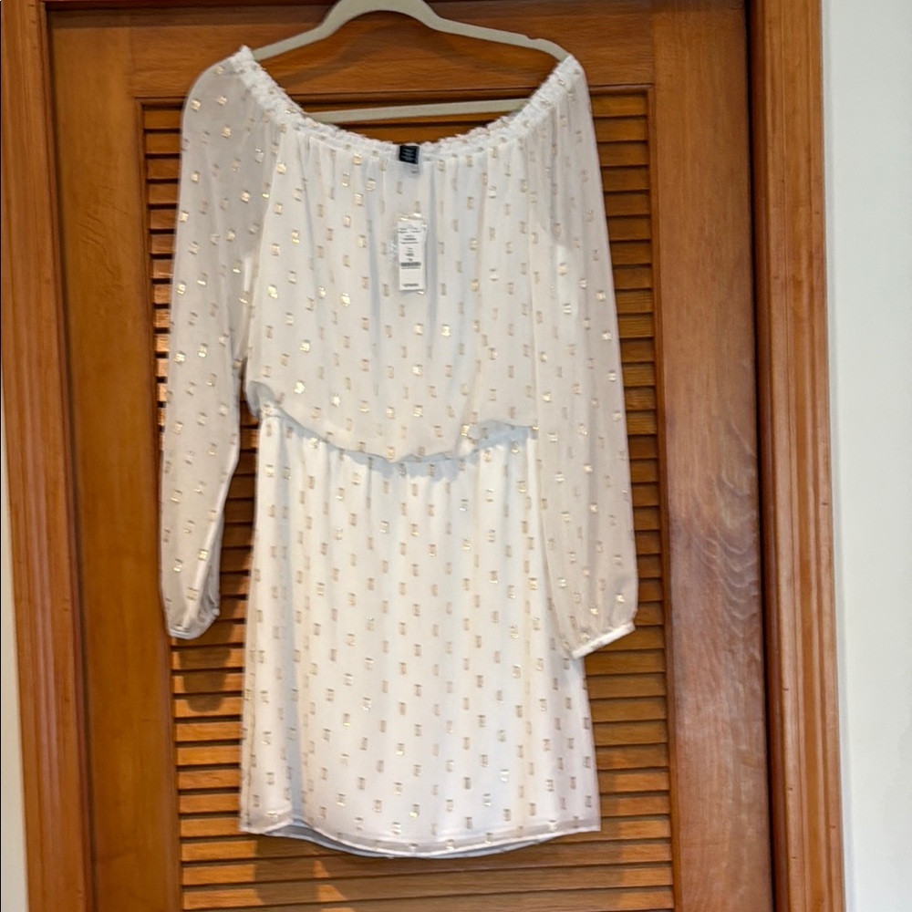 White House Black Market Cream Off the Shoulder Bishop Sleeve Dress